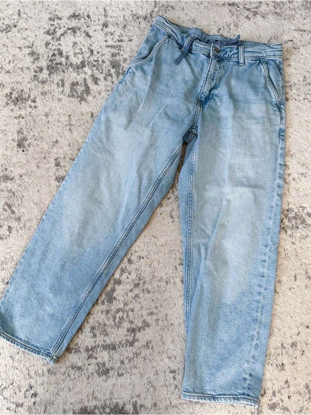 ⭐️3/$30⭐️ (bundle deal) UNIQLO relaxed drawstring jeans 27" - 30" waist